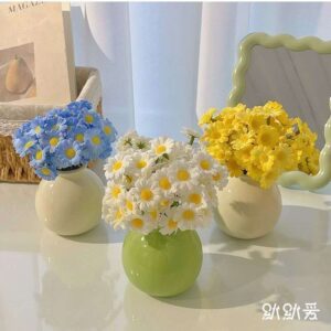 Cute flower vase